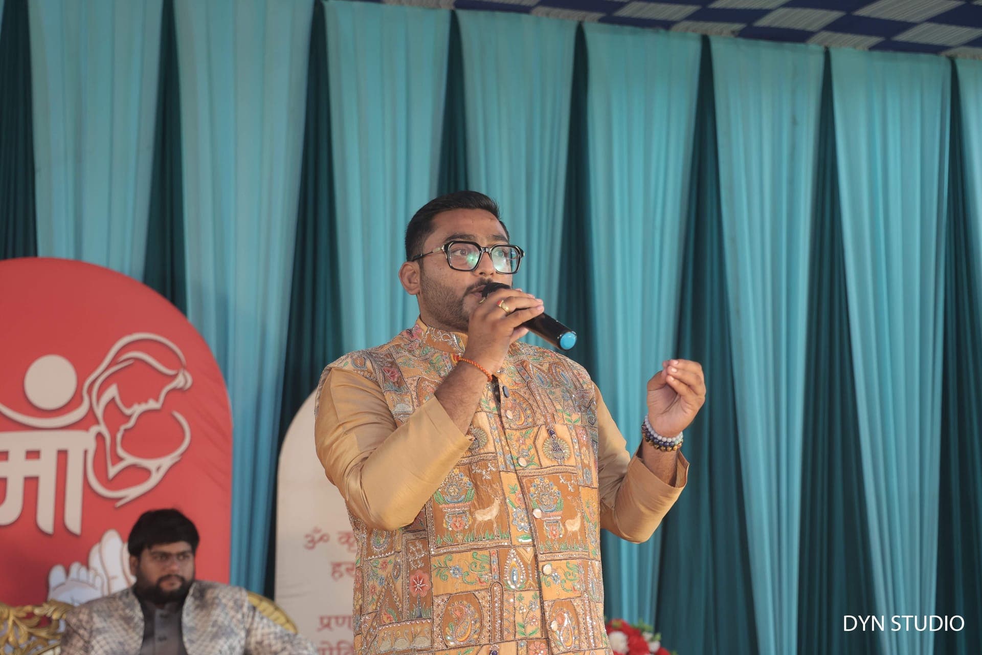 Amit Dobariya Spiritual Coach and Transformational Speaker